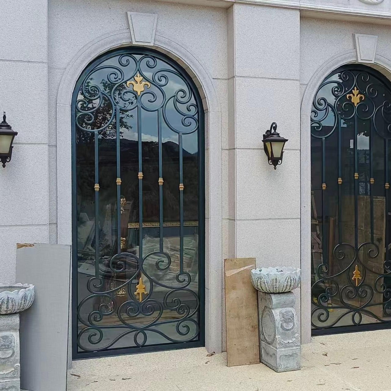 STEEL IN CONSTRUCTION